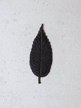 Load image into Gallery viewer, HA KO Paper Incense - Black - No. 3 Sleep