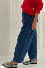 Load image into Gallery viewer, Le Bon Shoppe - Arc Pant (denim)