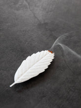 Load image into Gallery viewer, HA KO Paper Incense - Cedar