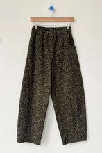 Load image into Gallery viewer, Le Bon Shoppe - Arc Pant (fern leopard)