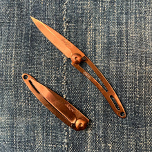 Load image into Gallery viewer, Deejo Mini Copper