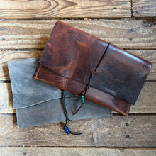 Load image into Gallery viewer, Leather Clutch