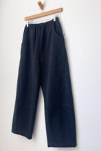 Load image into Gallery viewer, Le Bon Shoppe - Arc Pant (black)
