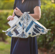 Load image into Gallery viewer, Blackwing Pencils Furoshiki
